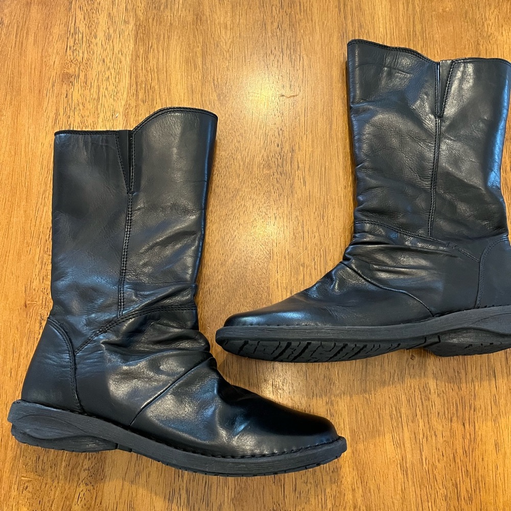 New Miz Mooz Leather Ruched Mid Boots